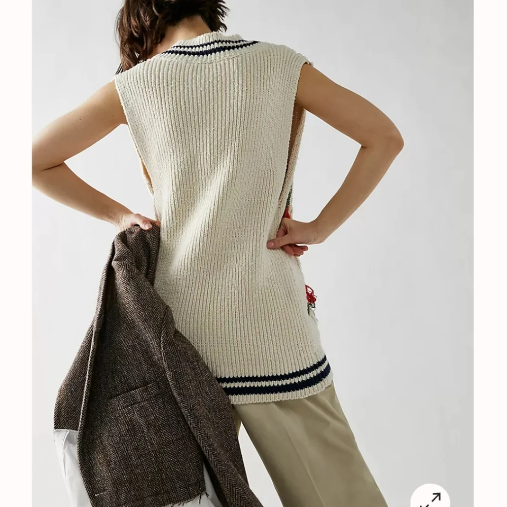 Good karma vest..FIRMMmm - Picture 3 of 10